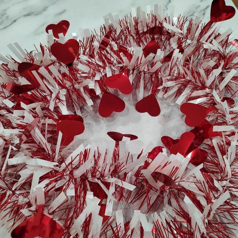 2m Garland Red Heart Tinsel Twist Banner Party Indoor or Outdoor Decorations  for Birthday Weddings Holiday Decor