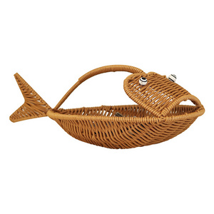 Wholesale New Fish Shape Desktop Home Storage Display Snack Fruit Basket Hand-made Rattan Basket