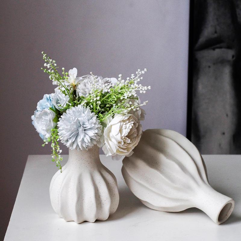 Nordic Simple Pleated Pattern Ceramic Vase Living Room Decoration Home Hydroponic Dried Flower Device