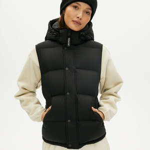 Custom Lightweight Waistcoat Warm Bubble Packable Sleeveless Jacket Plus Size Winter Woman Duck Down Puffer Vest for Women