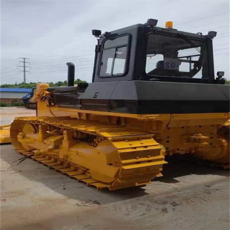 The prices of the new SD16  SD22   SD32 crawler bulldozers are $66779 ,$97108 , $164167 Shantui Same Style bulldozer