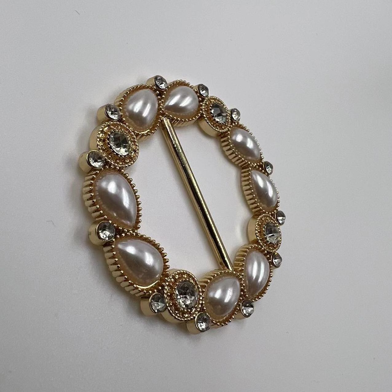 Fashion metal diamond studded pearl belt buckle