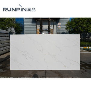 Runpin Artificial Quartz Stone Slab White Gold Calacatta Carrara Faux Quartz Slab Polished Villa Kitchen Countertop Customizable