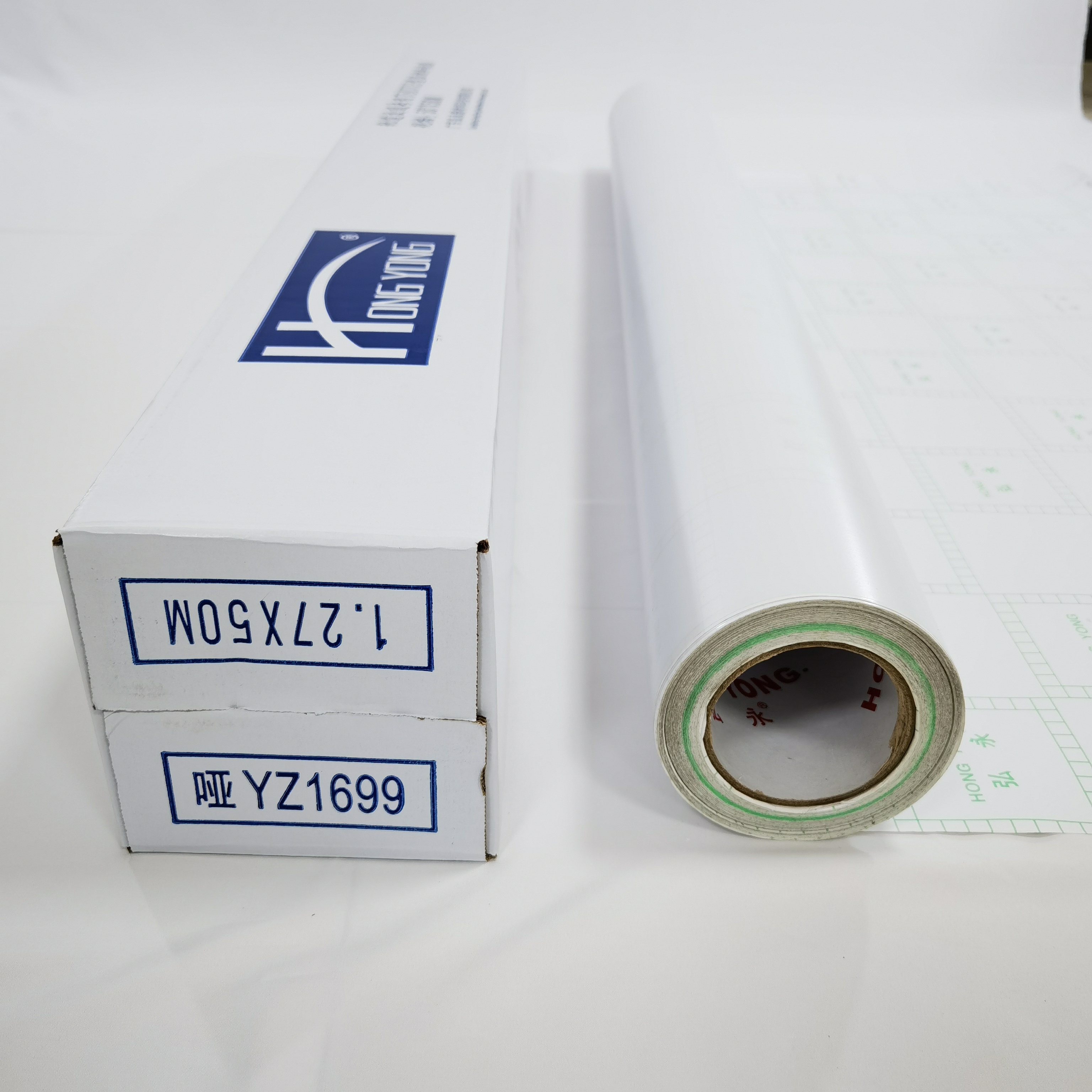 Customize PVC Vinyl 140g Printable Self-adhesive Vinyl Rolls Digital Printing Media Self Adhesive Vinyl