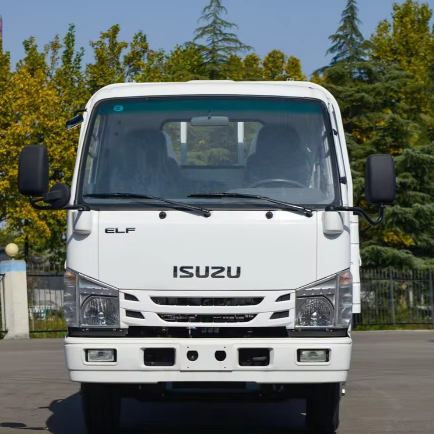 Qingling Isuzu  4x4 100P 130 horsepower 3.6m single row fence light truck