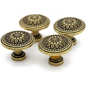 4pcs Vintage Antique Brass Knobs Handles with Distressed Finish for Dresser Bedroom Outdoor Living Room Cabinets