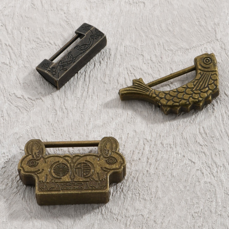 Antique bronze 11 mini antique lock, old antique key lock for old boxes, cabinets, storage boxes