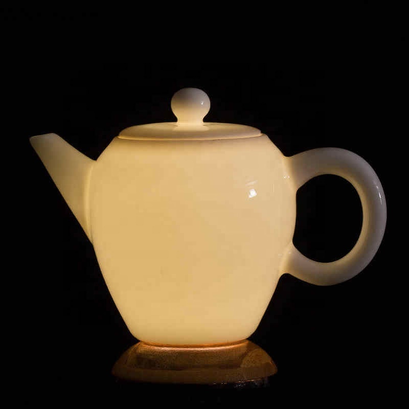 Chinese Handmade White Porcelain Teapot Ivory White Tea Pot Ceramics Teaware Tea Infuser Pu'er Oolong Tea Filter Kettle