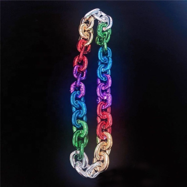 2020 Novelty Flashing Party Necklace Colorful Links Chain Beads Built In LED Light Up Necklace Mardi Gras Beads Led Necklace