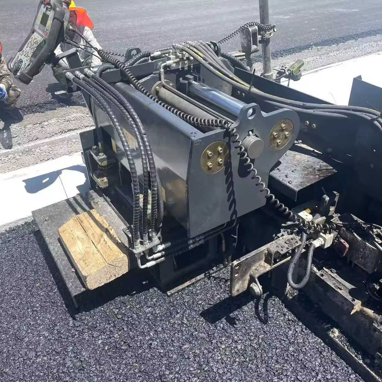 S1900-3L/S2100-3L/AB600-3TV/Asphalt paver