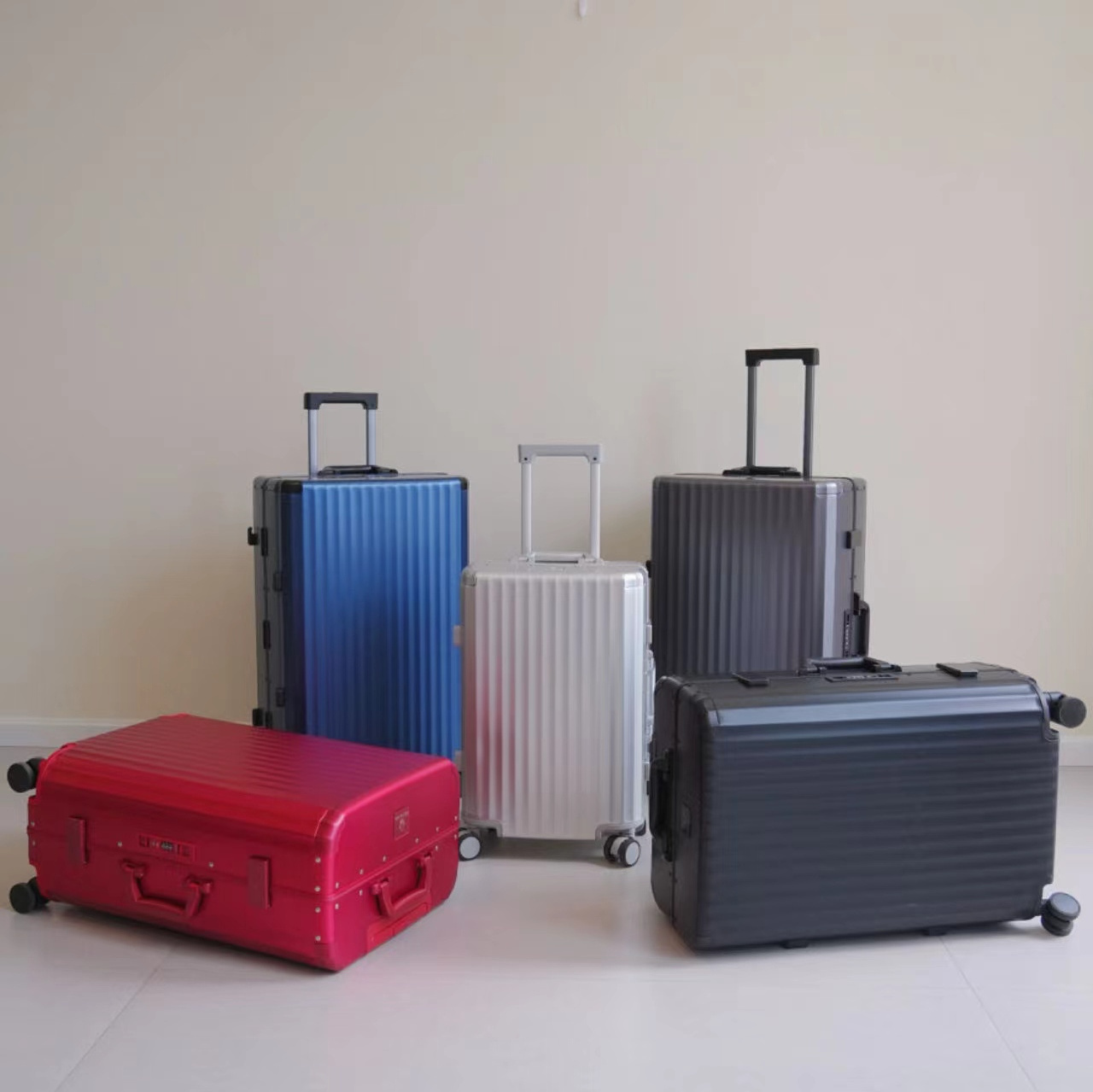 2024 new Pure metal suitcase  aluminum magnesium alloy luggage case sets large capacity aluminum frame with TSA code lock