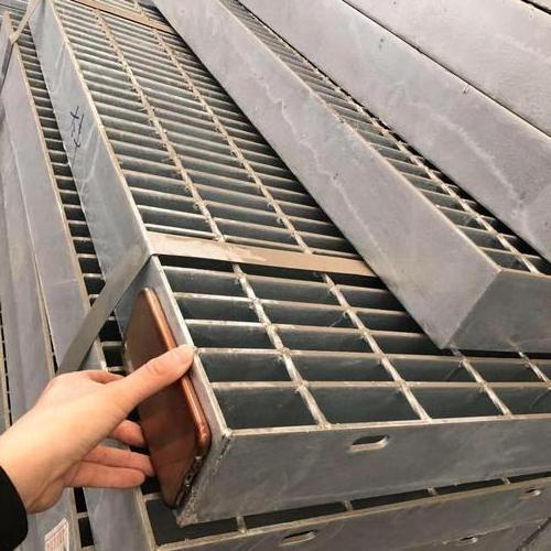 Construction material stainless steel heavy duty steel grating For walkway