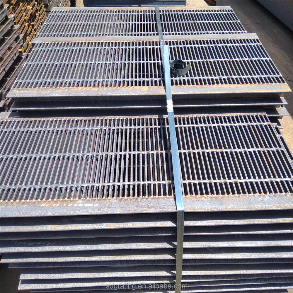 Wholesale Storm Drainage Cover Drainage Gutter with Stainless Steel Grating Cover