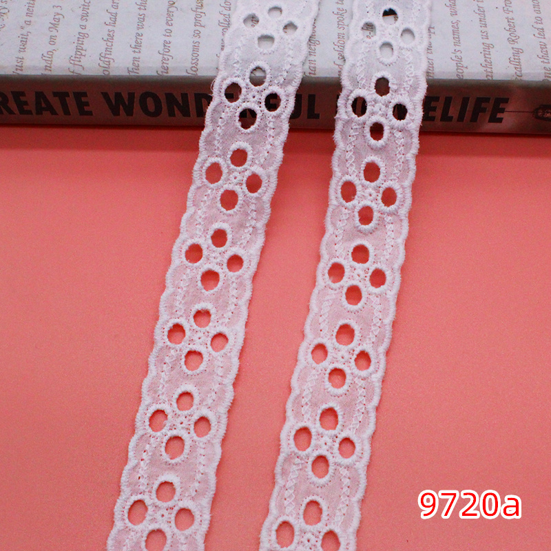 Luxury High Quality Embroidered Lace Cotton Eyelet Trim Fabric for Clothing Bags Decorations Customized