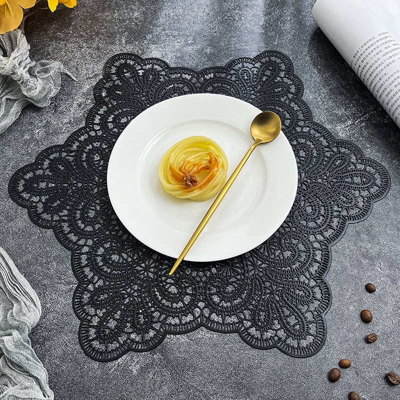 Wholesale PVC Gold  Flower Star Shape Black Placemat Wedding Reusable Placemats For Restaurant