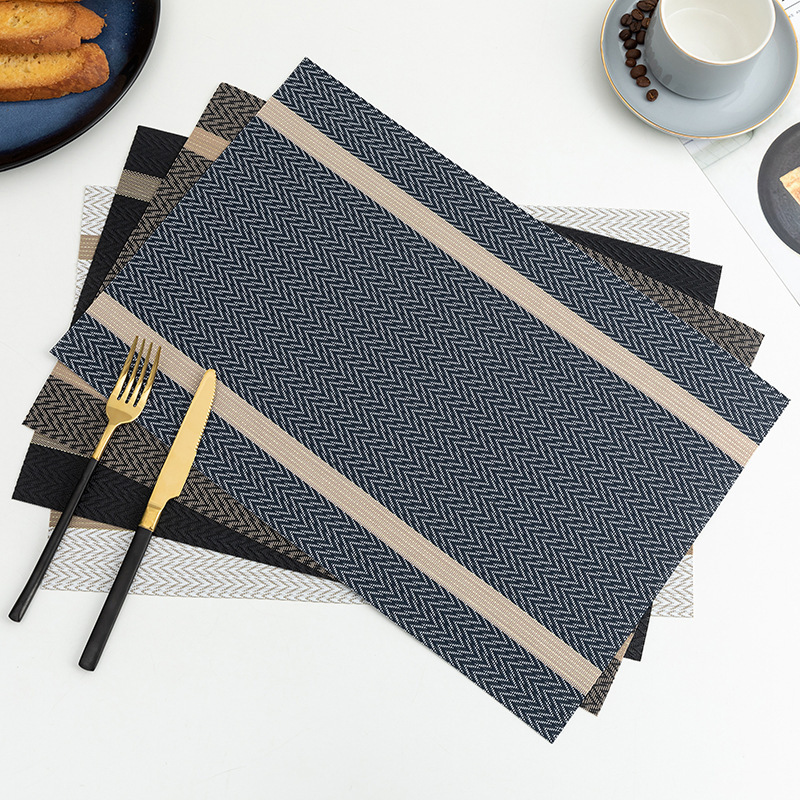 Dining Table Place Mats Washable Placemats Non-Slip Heat Resistant PVC Placemat For Kitchen Table