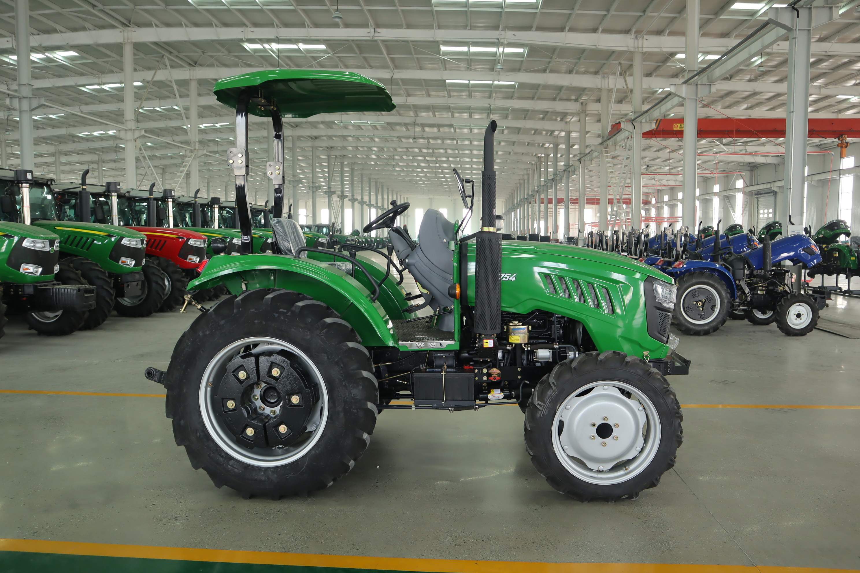 25hp price mini snow plow tractor seeder harvester mini tractor for sale mini 4x4 crawler 4x4 agricultural