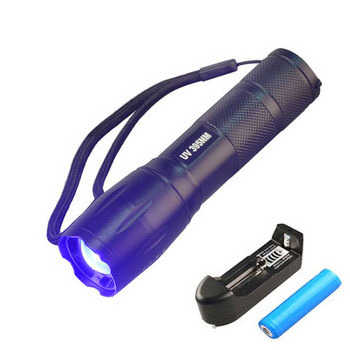 Powerful Outdoor Emergency Zoom UV Flashlight for Money Pet Urine Detector Scorpion Hunting Search