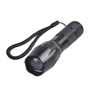 Powerful zoom XML T6 or XM-L2 led fast track japanese torch flashlight