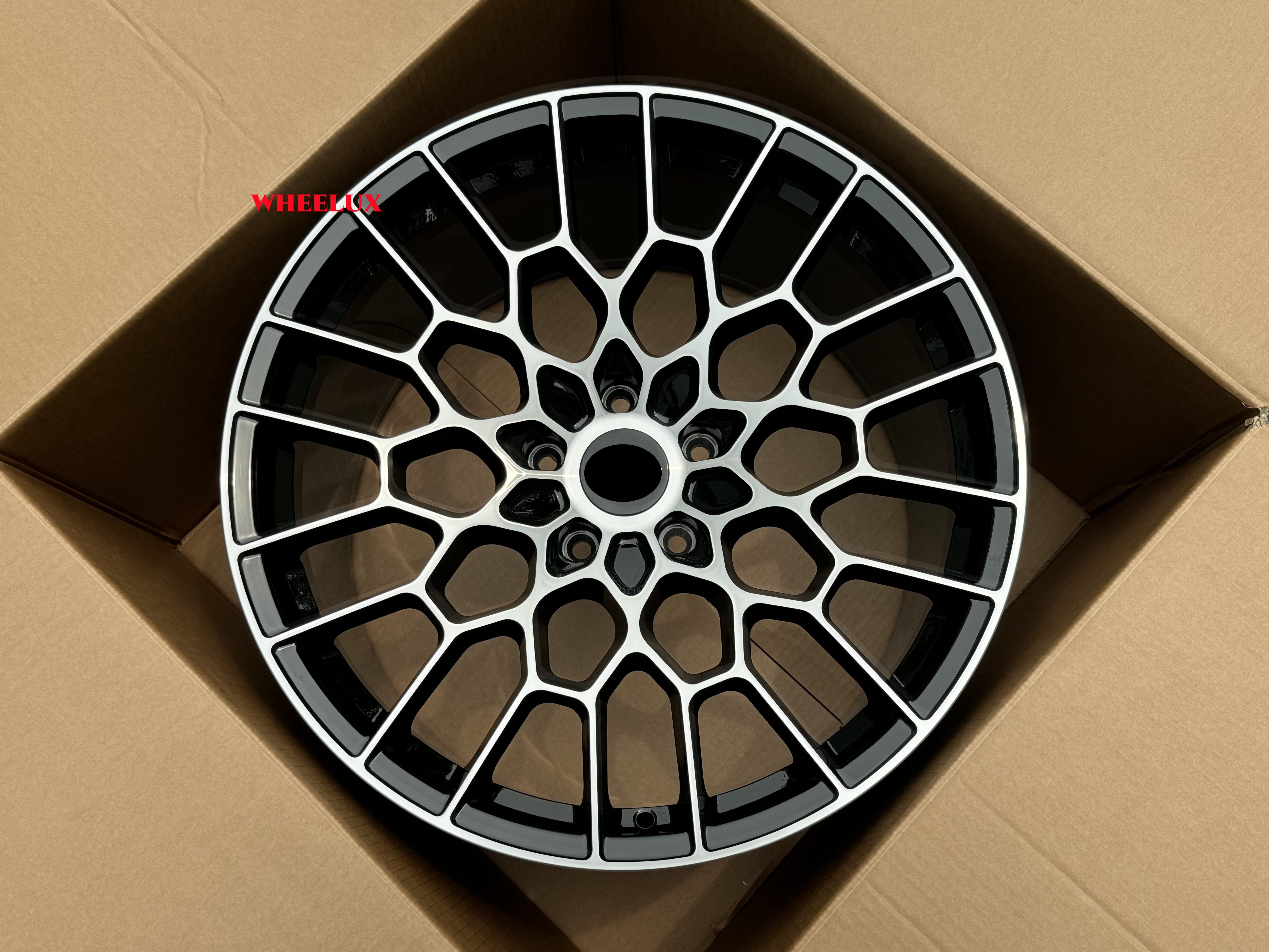 wheelux factory hot sale customized r16 r17 r18 r19 r20 r21 inch forged car wheels for luxury BMW,AUDI,BENZ,FERRARI,PORSCHE cars