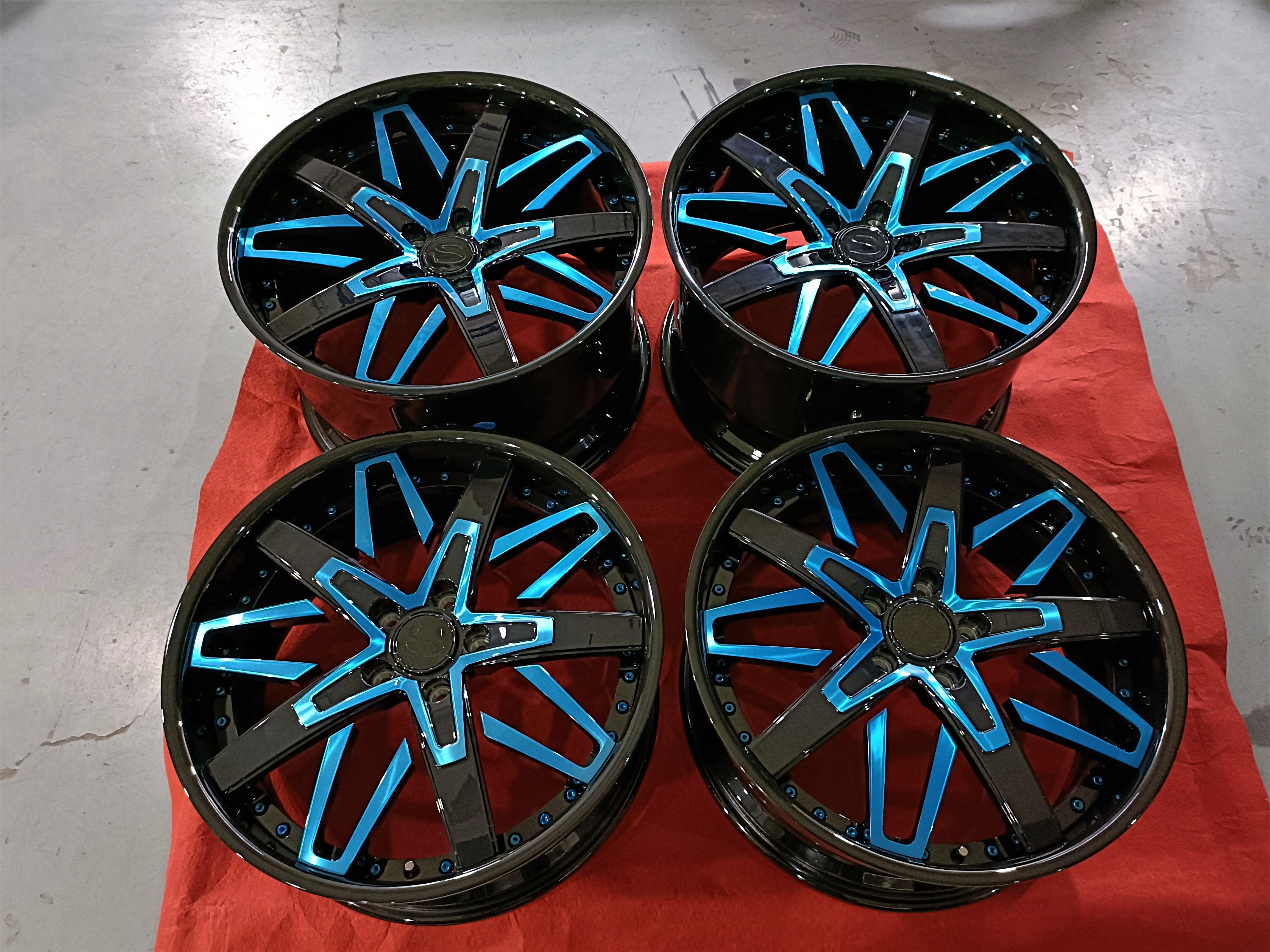 Gloss Black And Red Custom Deep Dish Rims 5 Star Spokes 19 Forged Alloy Car Wheels Rim For  Corvette C8 Stingray C7 ZR1 Z06 C6