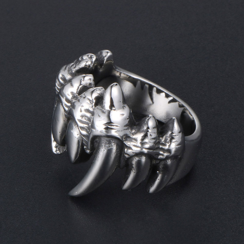 Retro Stainless steel skull personality ring ghost hand boys and girls punk Ring Factory