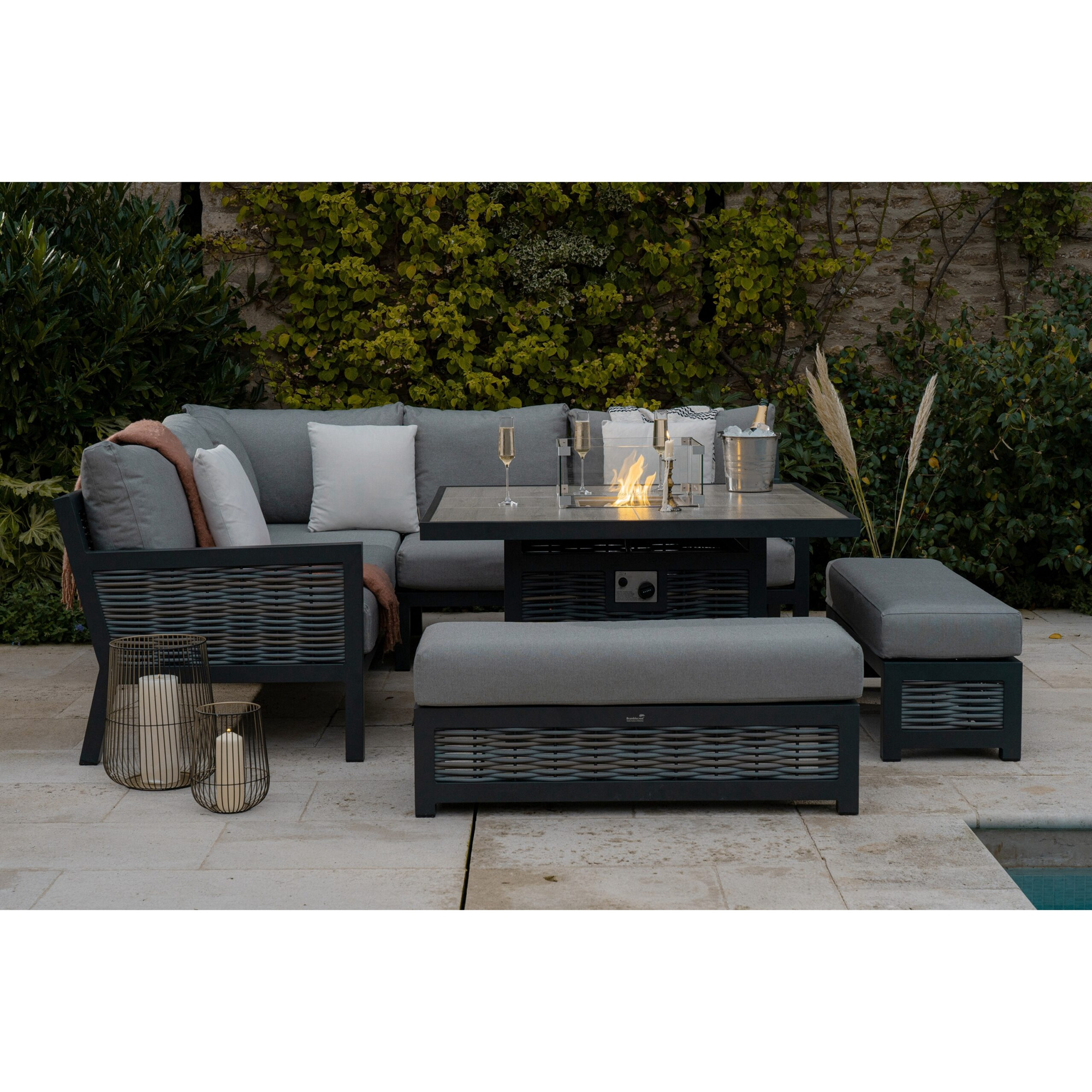 Garden Patio Sofa Set Waterproof 4 Piece Wicker All Weather Piece Lounge Aluminium Rattan Outdoor Furniture Set With Fire Pit