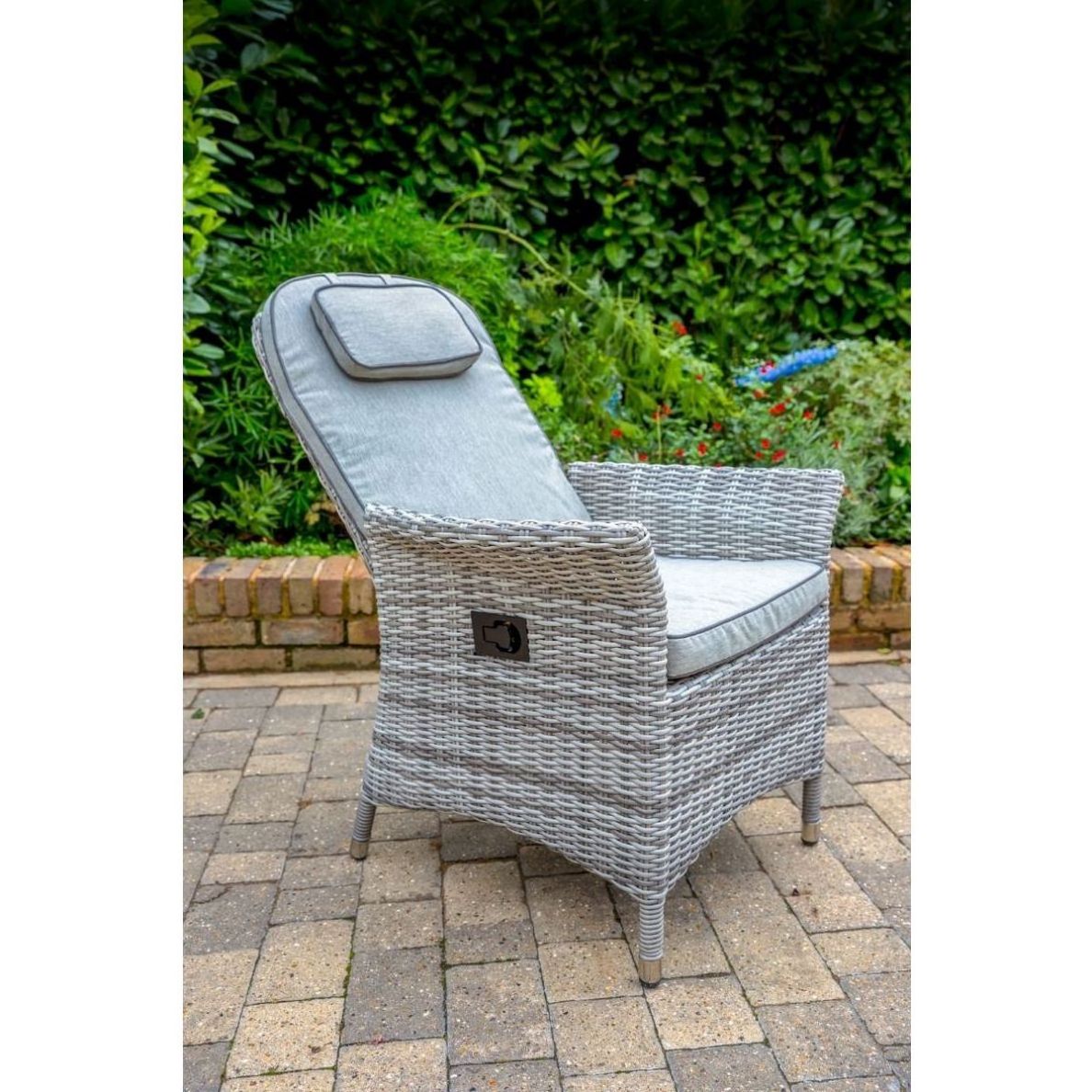 Top Quality Outdoor Garden Rattan Furniture Outside Table and Chair Dining Set Bistro Sets