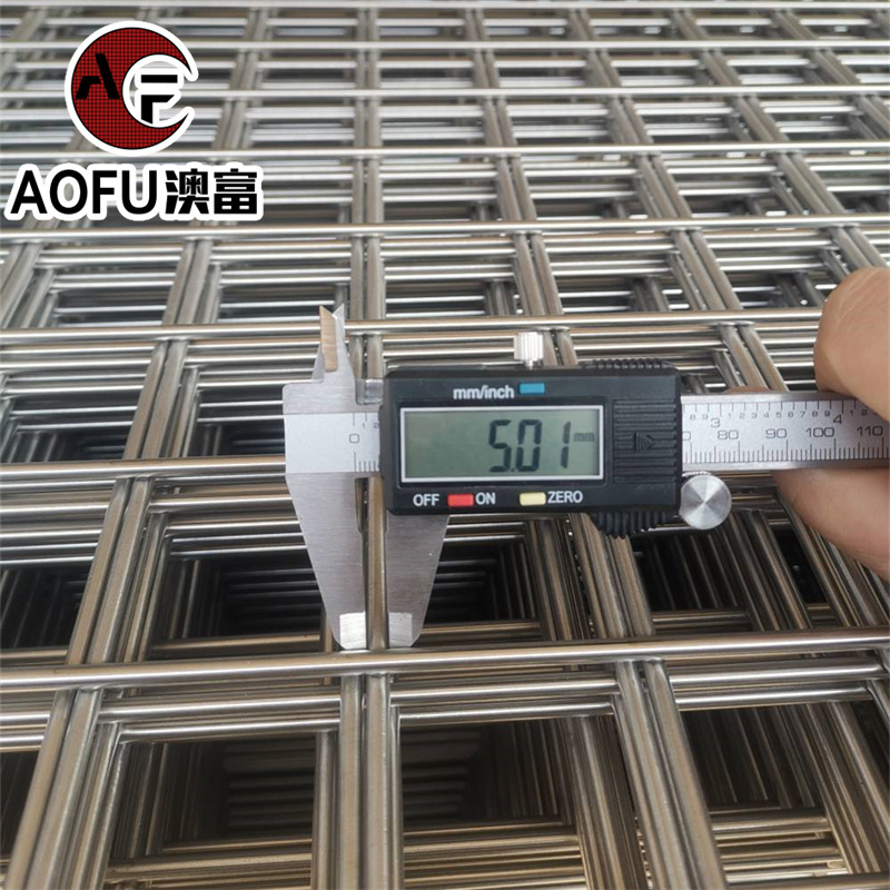 Most Popular Low Price Metal mesh trayStainless Welded Wire Mesh Stainless Steel Welded Wire Mesh