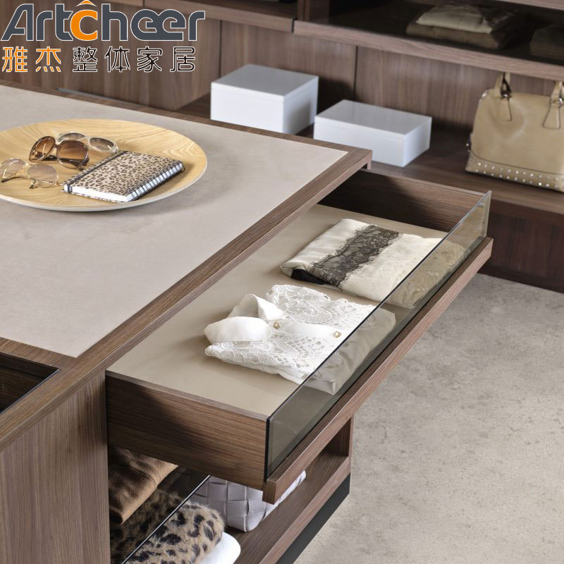 Walk in closet design with island for villa luxury style