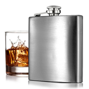 1oz 2oz stainless steel mini hip flask with keychain, 6oz 7oz wholesale Black Yongkang whisky 1oz 28ml 30ml hip flask