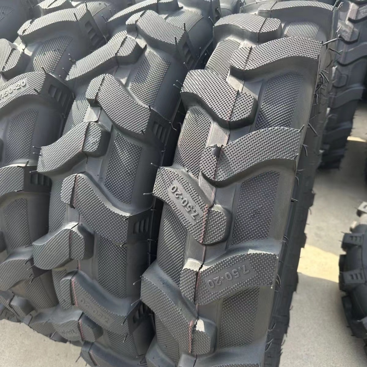 18.4-38 18.4-34 18.4-30 16.9-2814.9-24 14.9-28 R1tractor tires paddy field R2 rice farming agricultural tyres