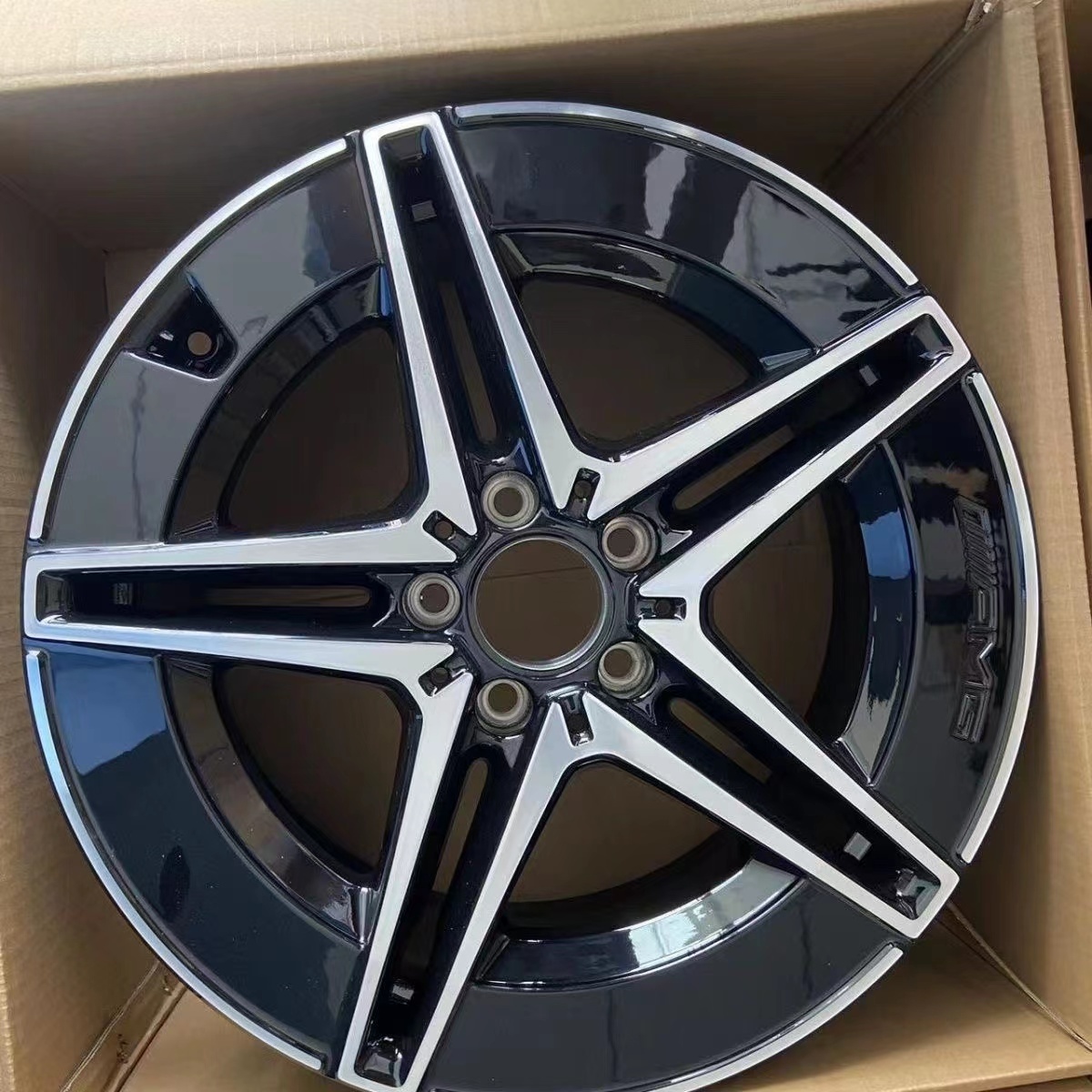 V-W 18 Inch Alloy Rims - Passenger Car Wheels maybach rims