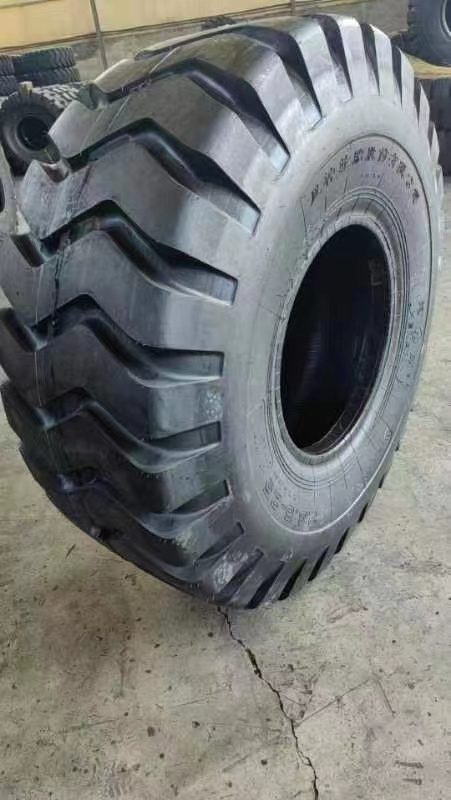 37X13.5R22 crawler mud tires, customize monster truck tyres 40X15.5R20, 4wd schlamm reifen 35x12.5r16