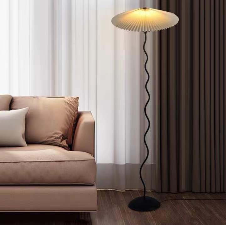 Squiggle Floor Lamp Minimalist Indoor Wave Iron Pillar PVC Lampshade 150cm Height Nordic Pleated Umbrella Floor Lamps