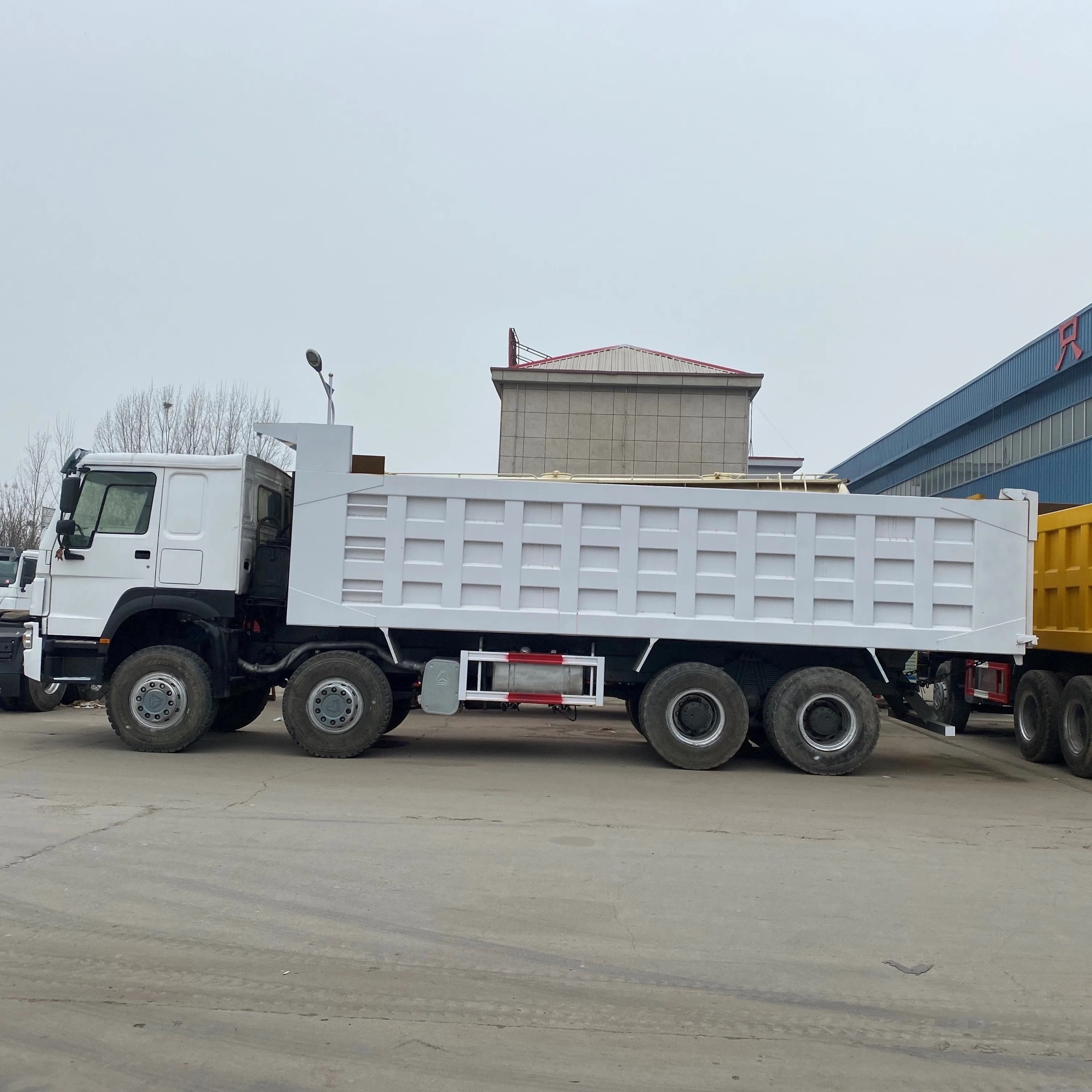 With Power Sellers Howo 60 Tons Mining Dump Truck 371hp 10 12 Wheeler 2022 New Howo Dump Truck For Sale Howo 8x4 Dump Truck