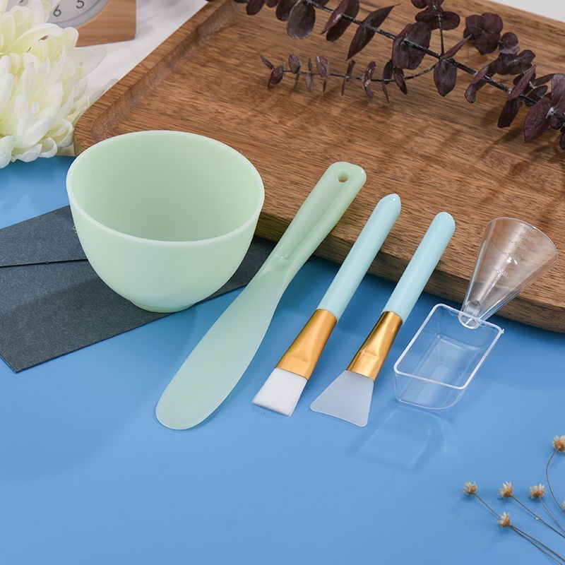 China factory silicone bowl with spatula measuring spoons with scale cream stirring sets beauty DIY cosmetics