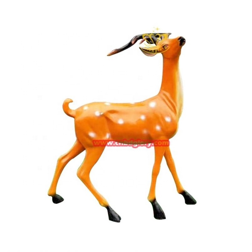 Modern amusement park garden Street Landscape Design art Sculpture Cartoon Fiberglass Giraffe statue