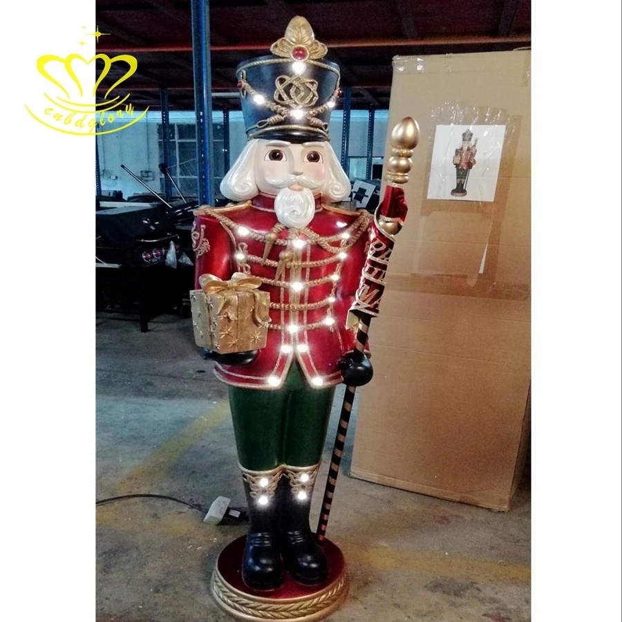 Hotel Villa gate decoration design art sculpture Luxury Fiberglass Statue Nutcracker