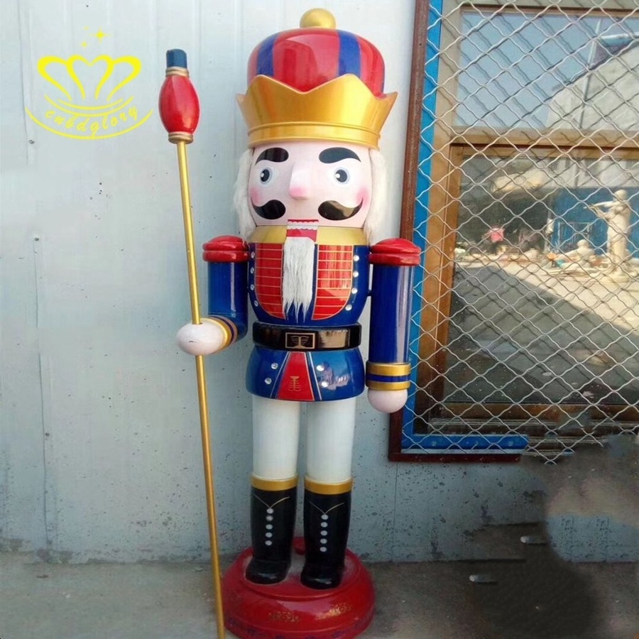 Hotel Villa gate decoration design art sculpture Luxury Fiberglass Statue Nutcracker