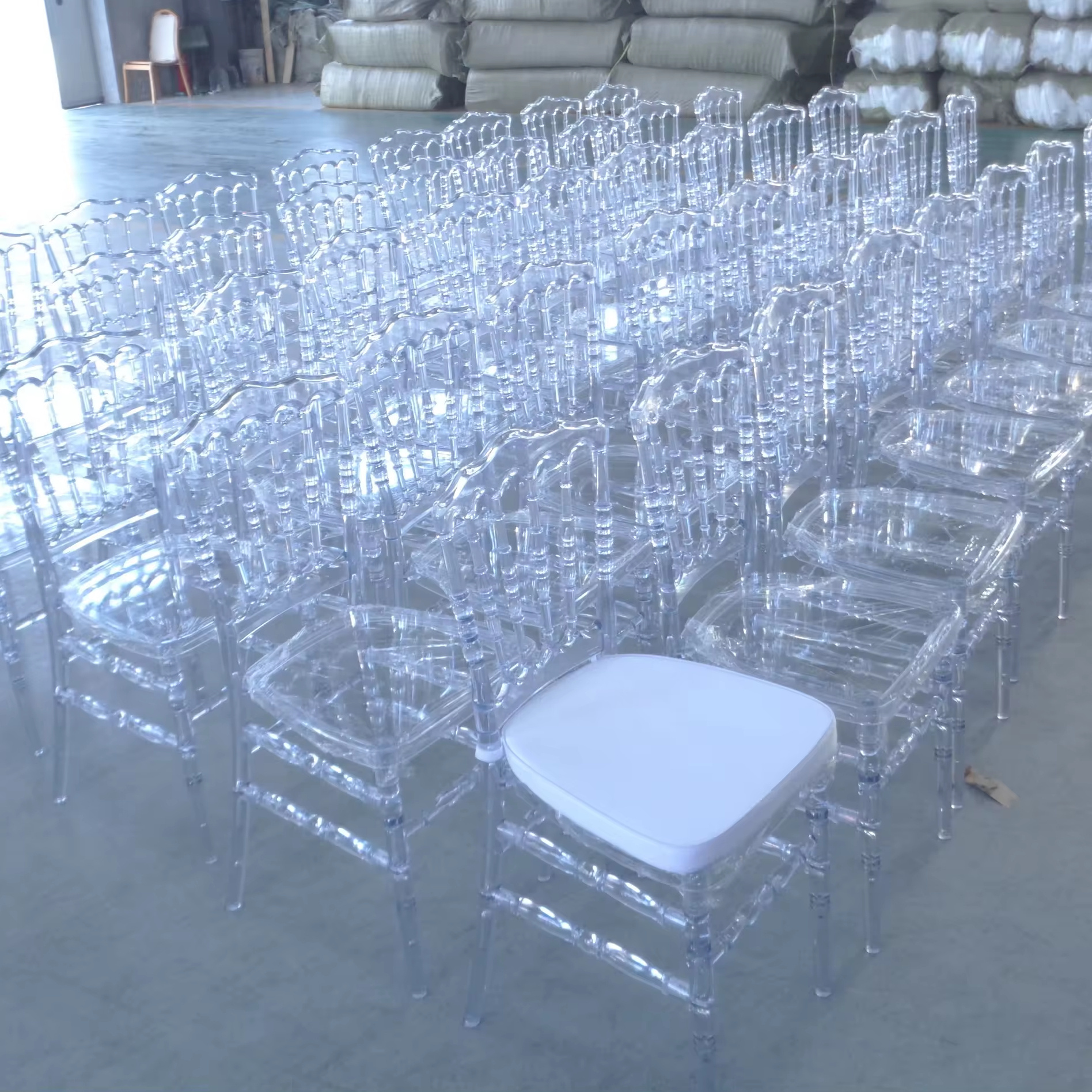 Wholesale China Hotel Modern Bride and Groom Plastic Resin Event Party Acrylic Wedding Transparent Napoleon Chairs for Sale