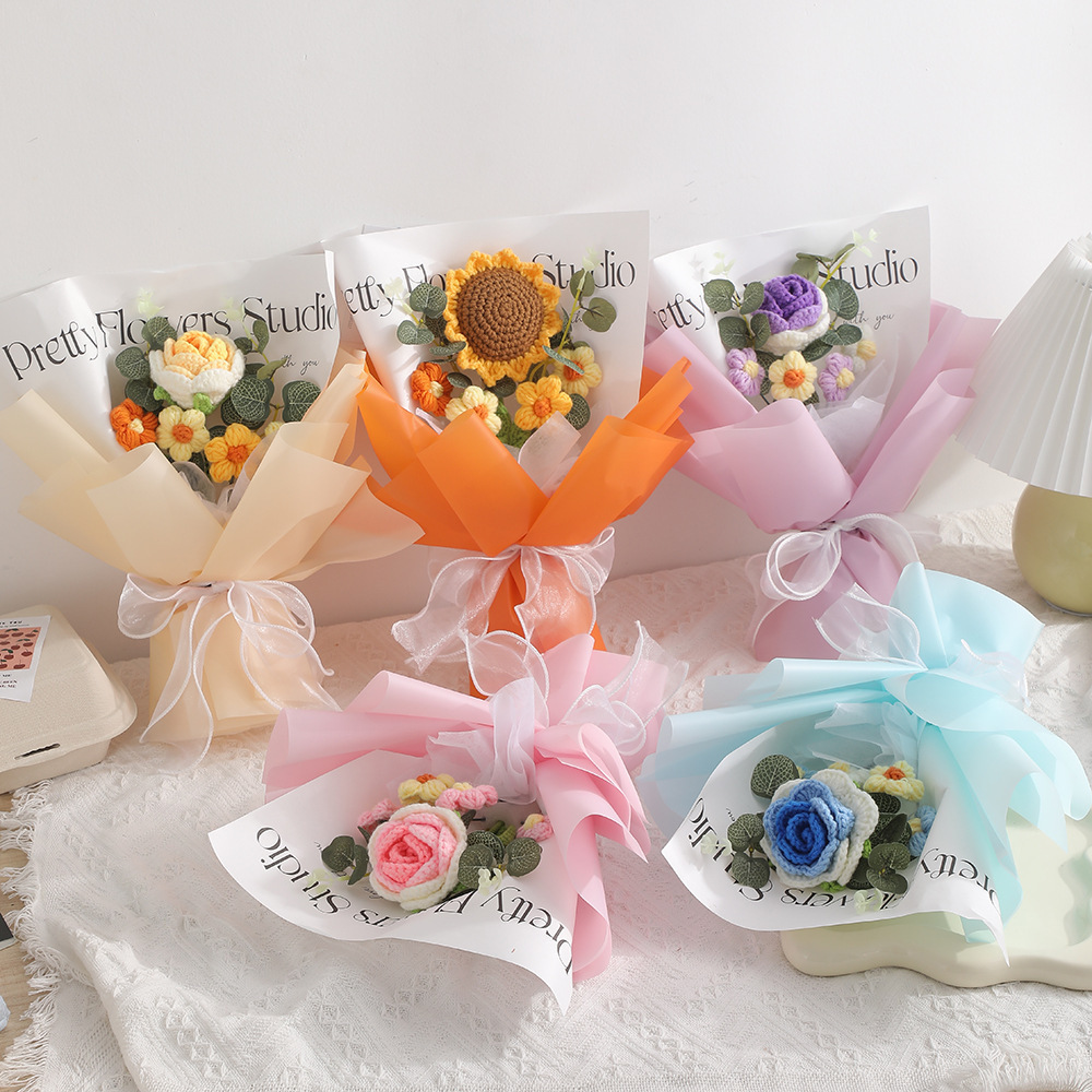 New creative gifts product 100% Handmade Wool Crochet Bouquet Knitted Flowers Valentine Mother's Day Preserved Flowers Bouquet