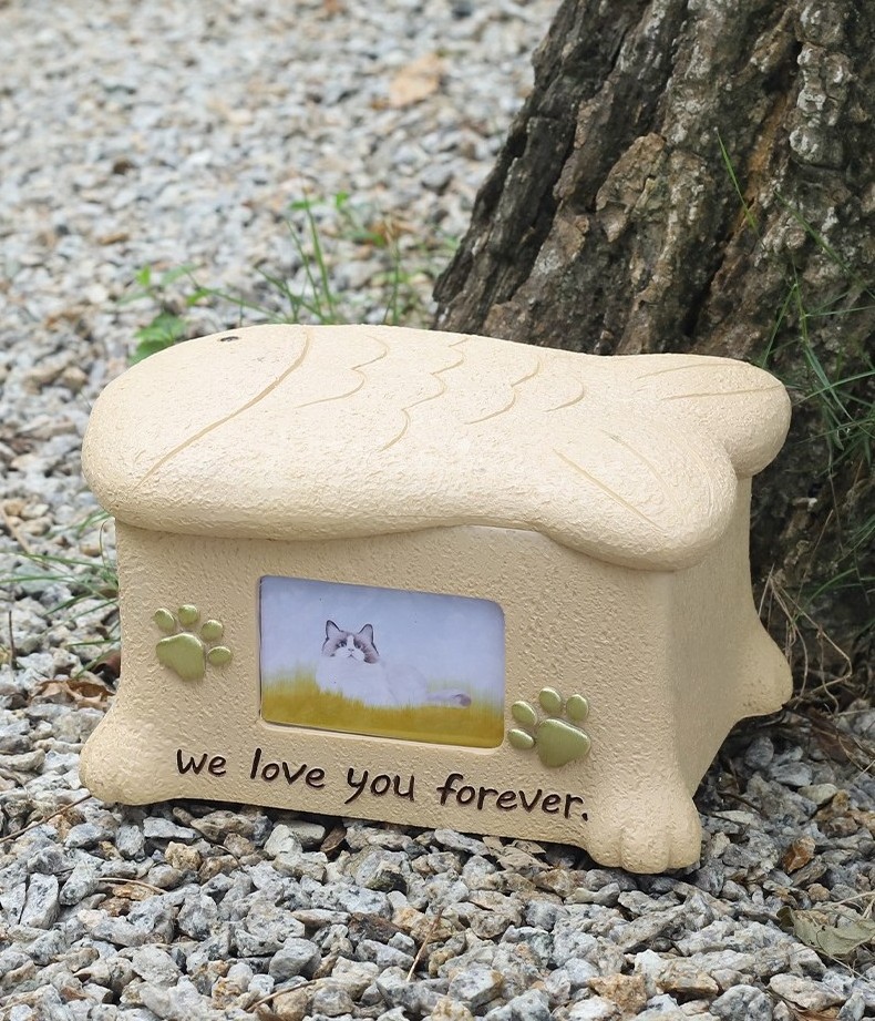 Custom ash urn cinerary casket Resin  Ceramic Funeral Supply manufacturer Pet Urn