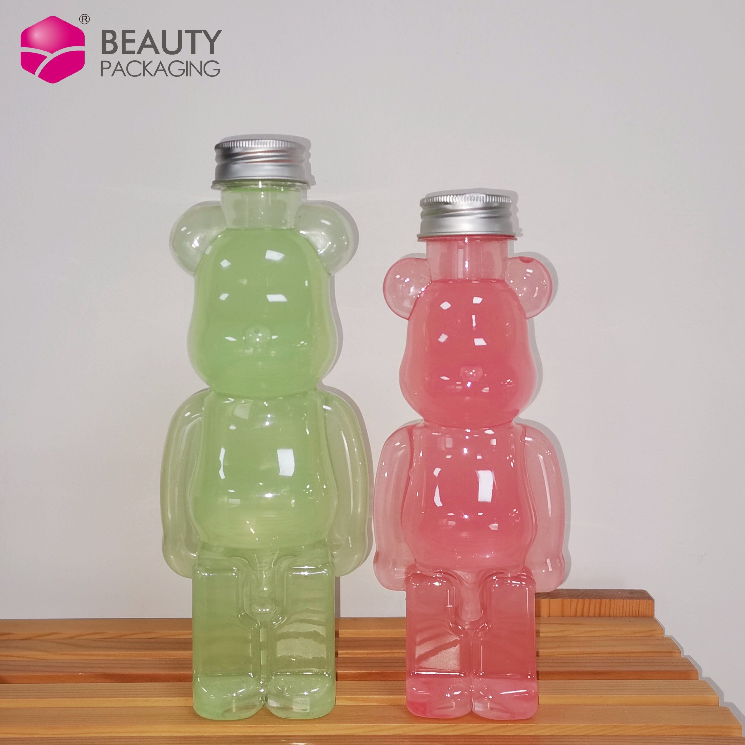 Attractive Fashion Design Cute Bear Shape Milk Tea Bottle Plastic 350ml 500ml Juice Beverage PET Plastic Bottle