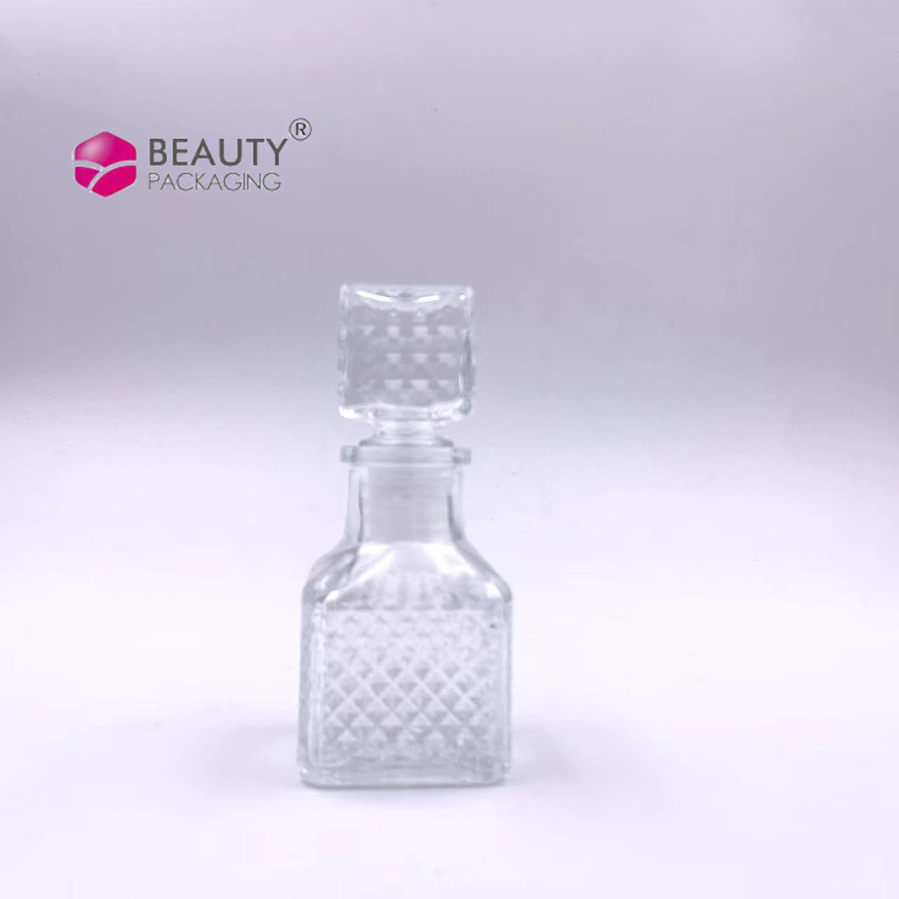 2022 Hot Selling Glass Whiskey Brandy Decanter Bottle Litre Eco-friendly Glass 50ml Round Ball Shape Whiskey