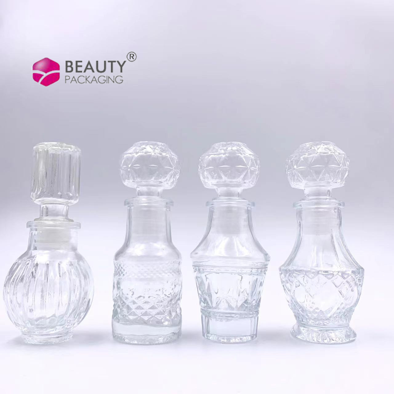 2022 Hot Selling Glass Whiskey Brandy Decanter Bottle Litre Eco-friendly Glass 50ml Round Ball Shape Whiskey