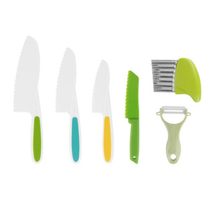 6Pcs Peeler Safe Kitchen Supplies Plastic Fruit Knives to Cut Fruits Kids Cooking Cutter Set Potato Crinkle Cutter Kids Knife