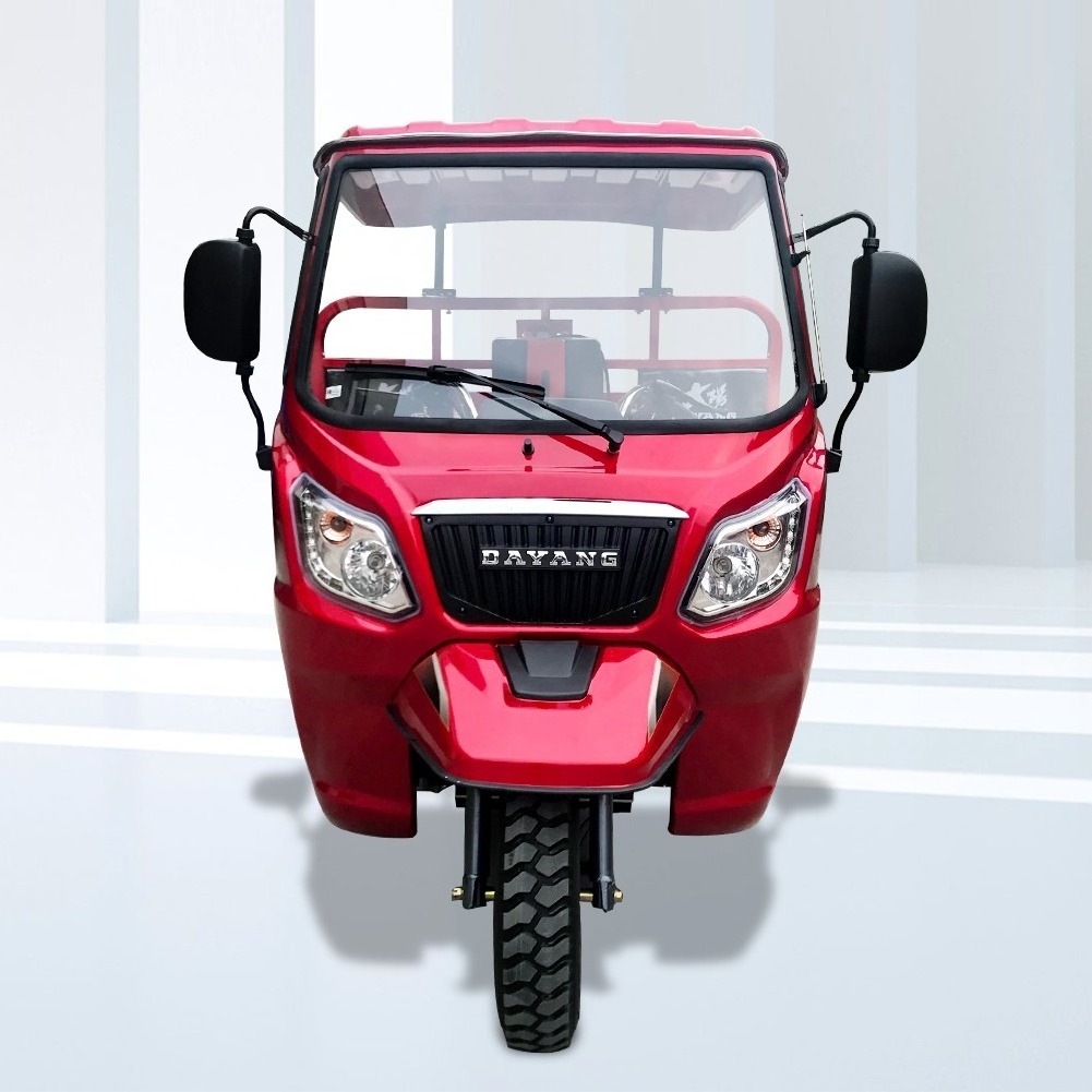 China DAYANG Brand well sell Quality 300cc Attractive 2021 new semi cabin Motorized Cargo Tricycle 5 Wheel Motorcycle