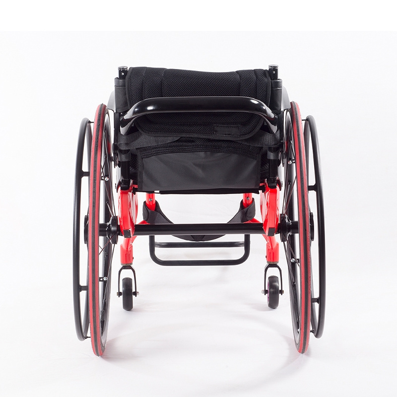 Premium Carbon Fiber 8KG Ultralight Manual Sports Wheelchair With Rear Storage Bag Foldable 24 Inch Wheel Chair