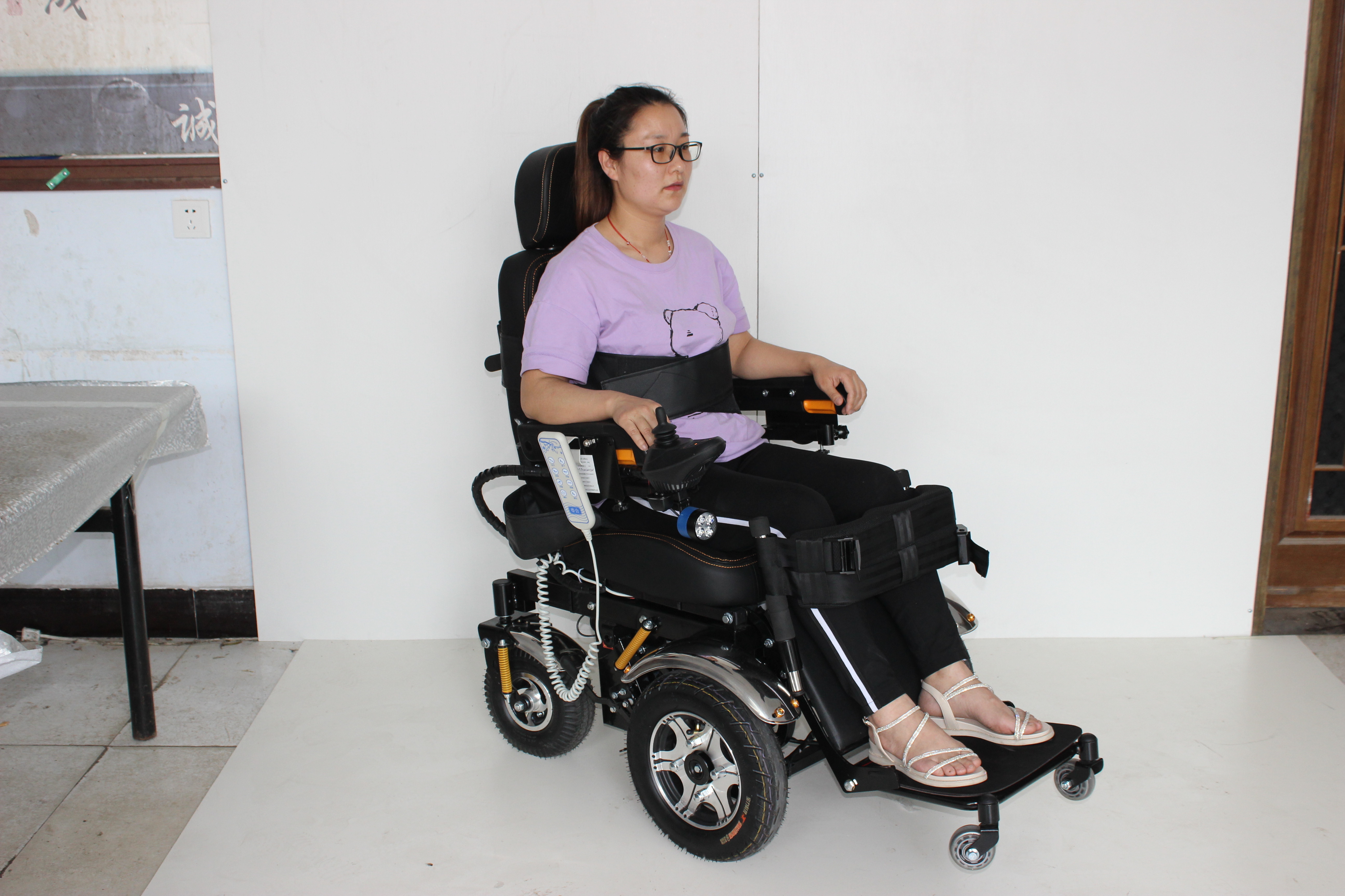 Electric standing wheelchair off road power wheelchairs fully intelligent medicine power stand up wheelchair for disabled-TH303